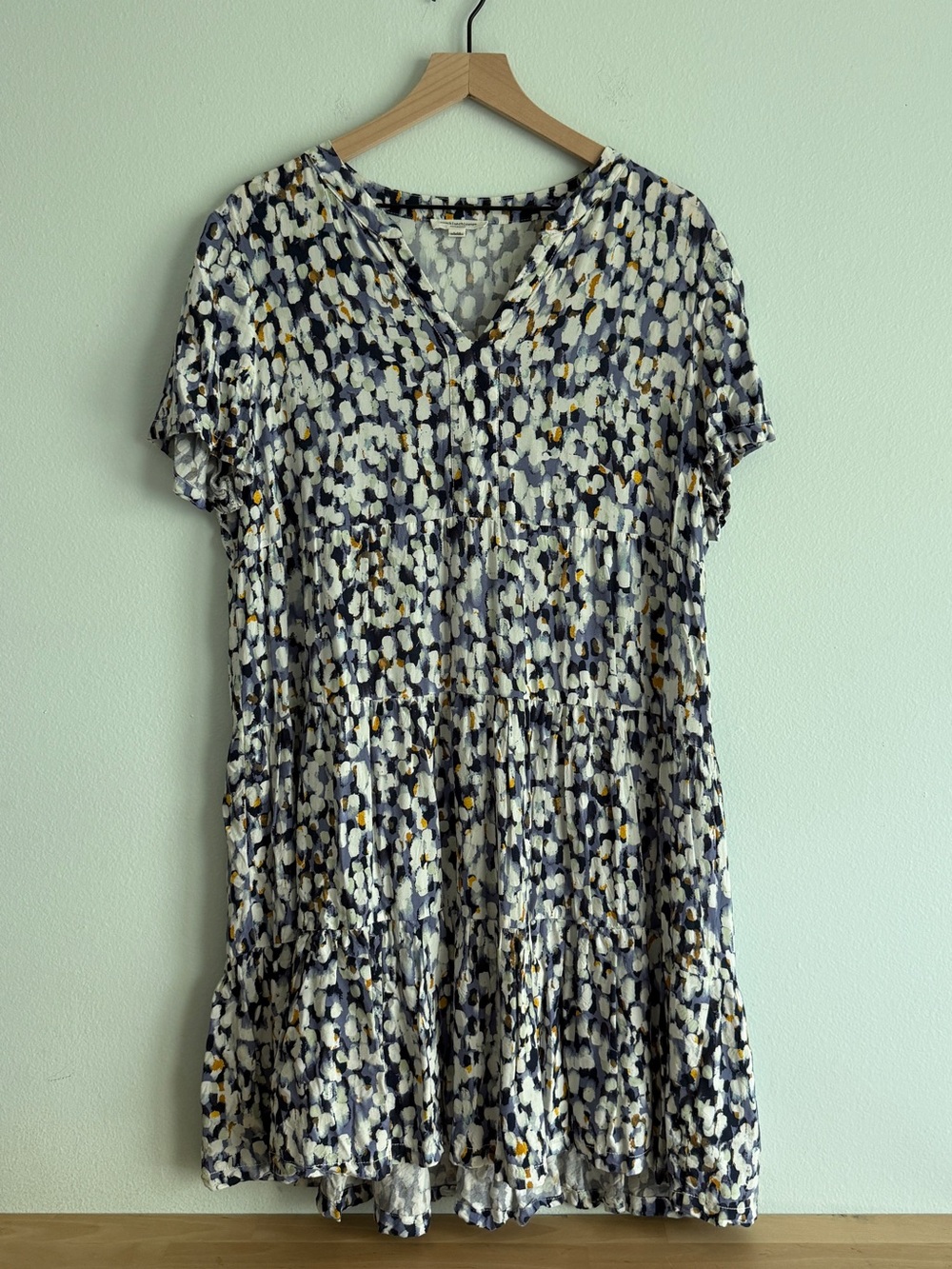 Beachlunchlounge Navy, White & Mustard Abstract Print Dress